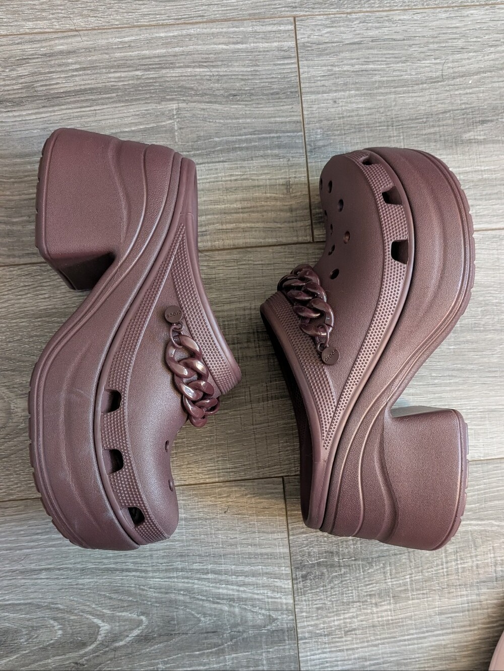 Crocs Siren Platform Clog - Dark Mauve/Brown With Chain Accent Size W12